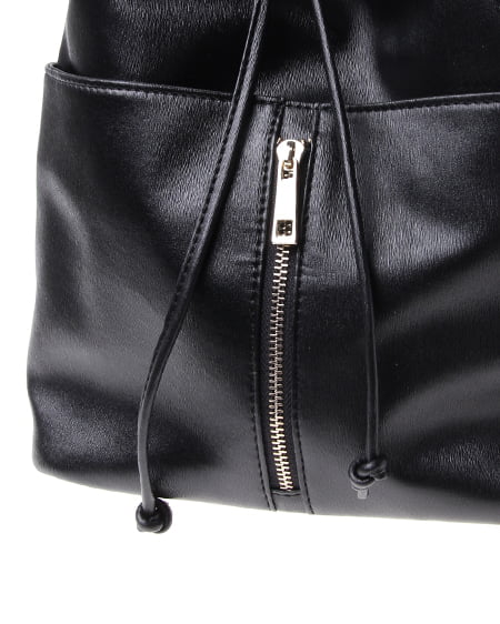 INGNI（イング） ファスナー付／リュック ｸﾛ