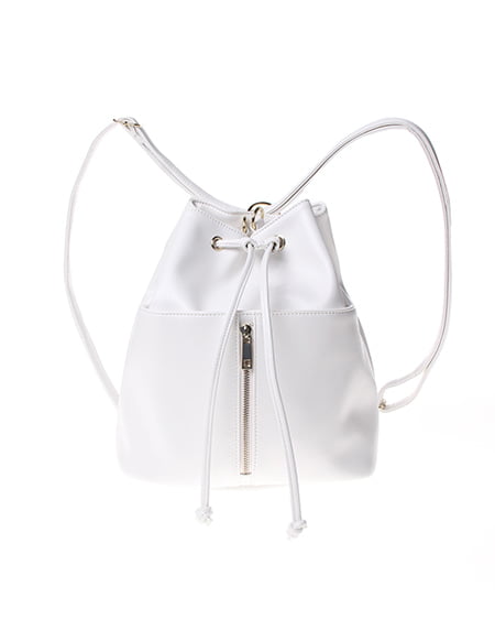 INGNI(イング) ファスナー付／リュック ｵﾌﾎﾜｲﾄ