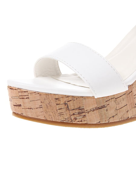 INGNI（イング） 光沢コルクウェッジ／サンダル ｵﾌﾎﾜｲﾄ