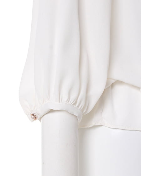 INGNI（イング） フリル衿ピンタック／TOPS ｵﾌﾎﾜｲﾄ