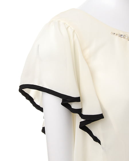 INGNI（イング） 配色フリル袖／TOPS ｵﾌﾎﾜｲﾄ