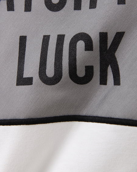 INGNI（イング） NEWボックスロゴ／Tシャツ ｵﾌﾎﾜｲﾄ