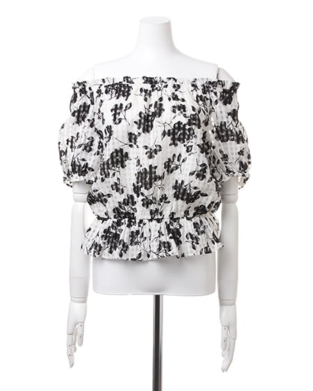 INGNI（イング） モノトーン花柄オフショル／TOPS ｵﾌﾎﾜｲﾄ/ｸﾛ