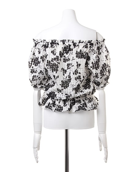 INGNI（イング） モノトーン花柄オフショル／TOPS ｵﾌﾎﾜｲﾄ/ｸﾛ