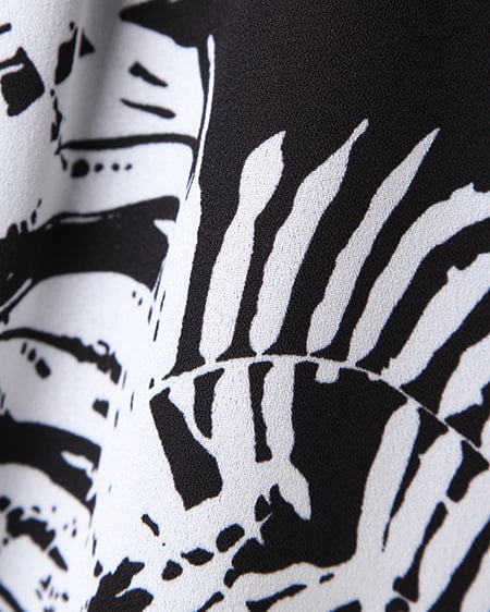 INGNI（イング） モノトーンリーフ柄／TOPS ｸﾛ