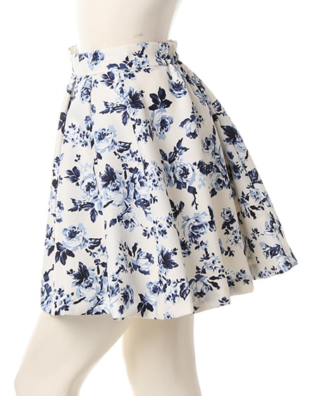 INGNI（イング） 花柄タックフレア／スカート ｵﾌﾎﾜｲﾄ