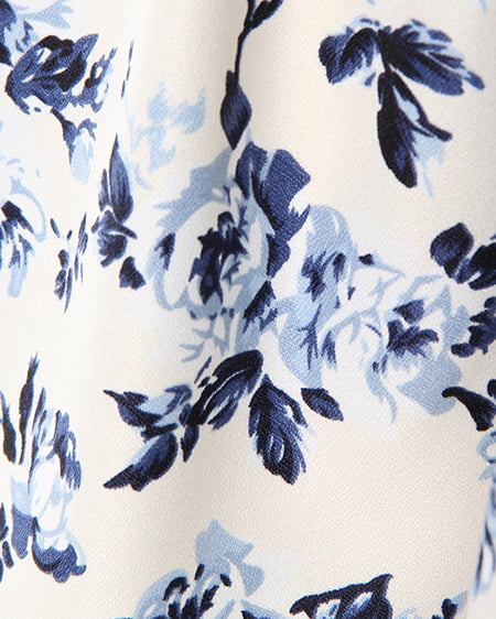 INGNI（イング） 花柄タックフレア／スカート ｵﾌﾎﾜｲﾄ