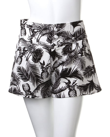 INGNI（イング） パイナップル3つ釦ハイウエストショート／パンツ ｵﾌﾎﾜｲﾄ/ｸﾛ