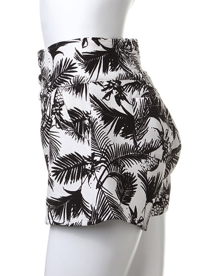 INGNI（イング） パイナップル3つ釦ハイウエストショート／パンツ ｵﾌﾎﾜｲﾄ/ｸﾛ