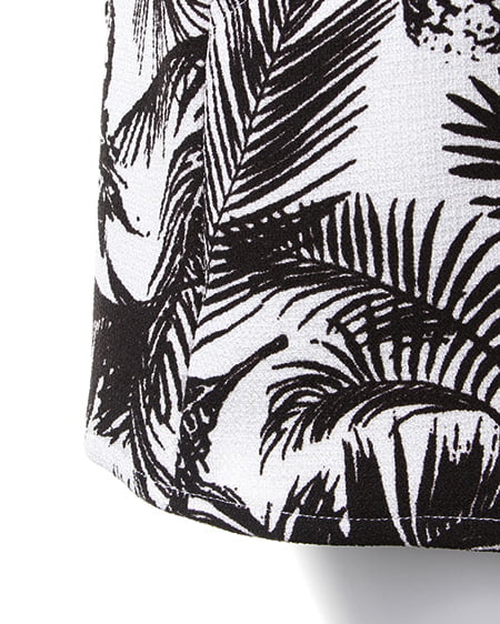 INGNI（イング） パイナップル3つ釦ハイウエストショート／パンツ ｵﾌﾎﾜｲﾄ/ｸﾛ