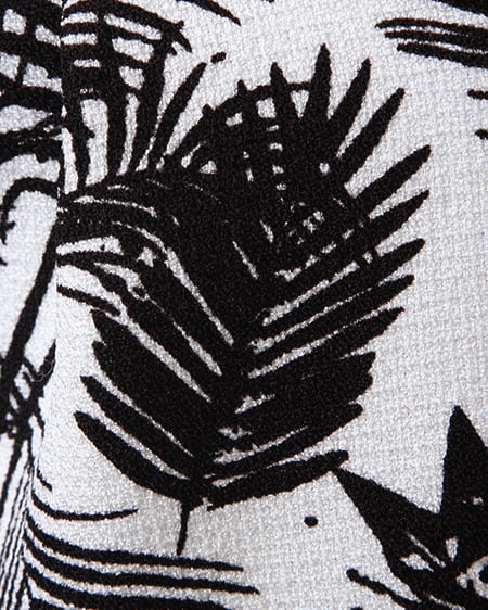 INGNI（イング） パイナップル3つ釦ハイウエストショート／パンツ ｵﾌﾎﾜｲﾄ/ｸﾛ