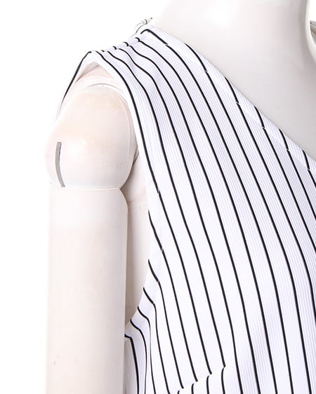 INGNI（イング） ノースリAライン／ワンピース ｵﾌﾎﾜｲﾄ/ｸﾛ