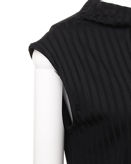 INGNI（イング） ワイドリブボトルNノースリ／TOPS ｸﾛ