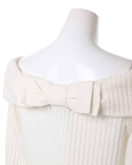 INGNI（イング） BACKリボンオフショル／TOPS ｵﾌﾎﾜｲﾄ