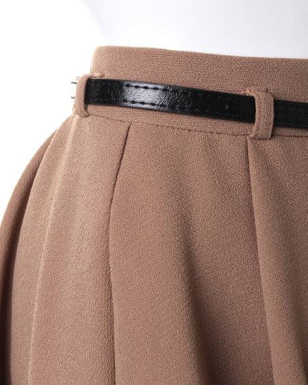 INGNI（イング） ベルト付タックペプラムキュロット／パンツ ｷｬﾒﾙ/A