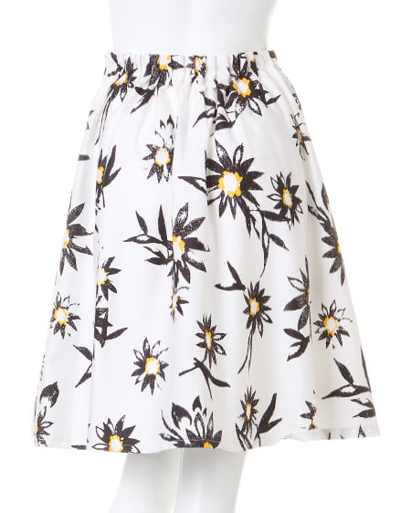 INGNI（イング） モノトーン花柄ラッピングミディ／スカート ｵﾌﾎﾜｲﾄ