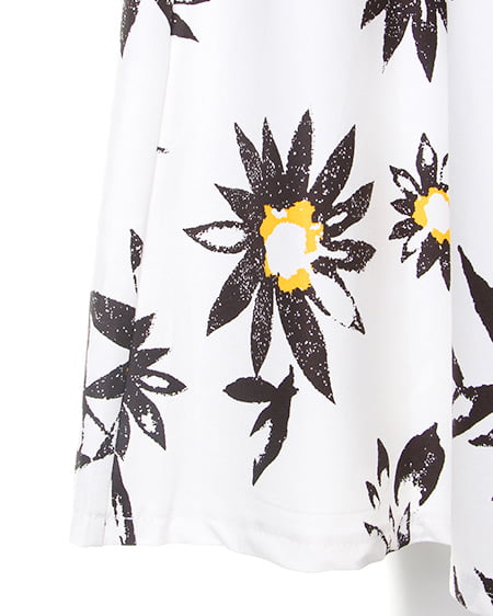 INGNI（イング） モノトーン花柄ラッピングミディ／スカート ｵﾌﾎﾜｲﾄ