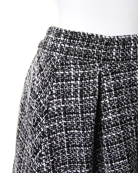 INGNI（イング） ツイードタックフレア／スカート ｵﾌﾎﾜｲﾄ/ｸﾛ