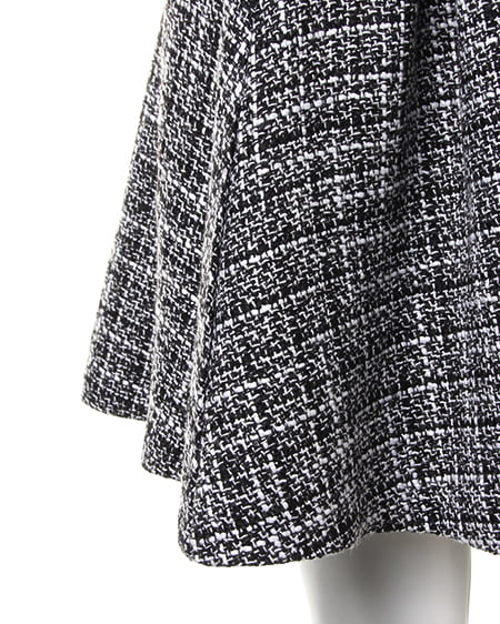 INGNI（イング） ツイードタックフレア／スカート ｵﾌﾎﾜｲﾄ/ｸﾛ