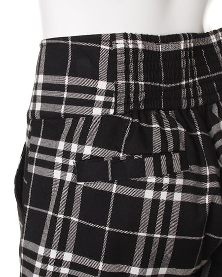 INGNI（イング） 4つ釦ハイウエストショート／パンツ ｸﾛ/ｵﾌﾎﾜｲﾄ