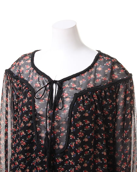 INGNI（イング） 小花柄シフォン楊柳／TOPS ｸﾛ