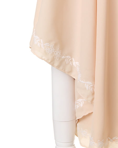 INGNI（イング） 刺繍ジョゼット／ポンチョ ﾍﾞｰｼﾞｭ