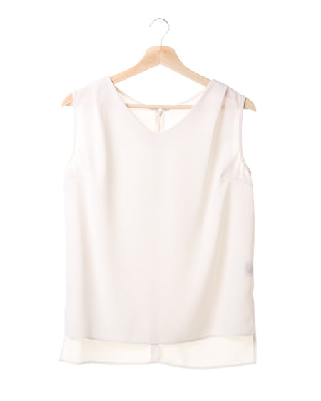 Vネックトロミノースリ／TOPS