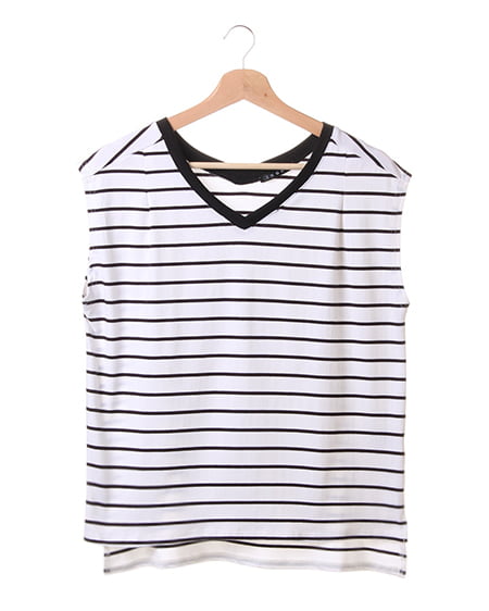 タック入りフレンチスリーブ／Tシャツ