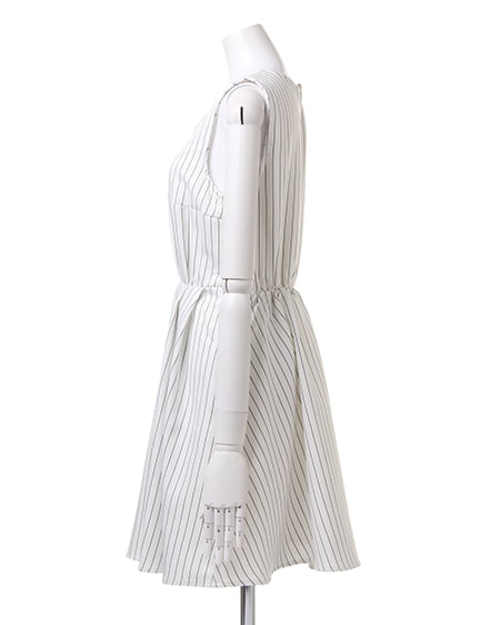 INGNI（イング） ストライプノースリF＆F／ワンピース ｵﾌﾎﾜｲﾄ/ｸﾛA