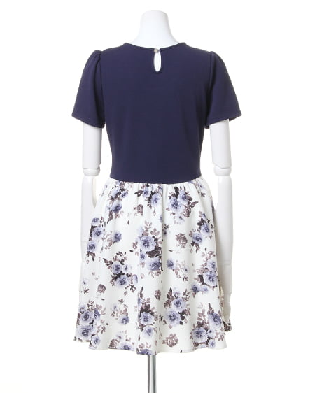 INGNI(イング) 花柄スカート/ワンピース コン/オフホワイト