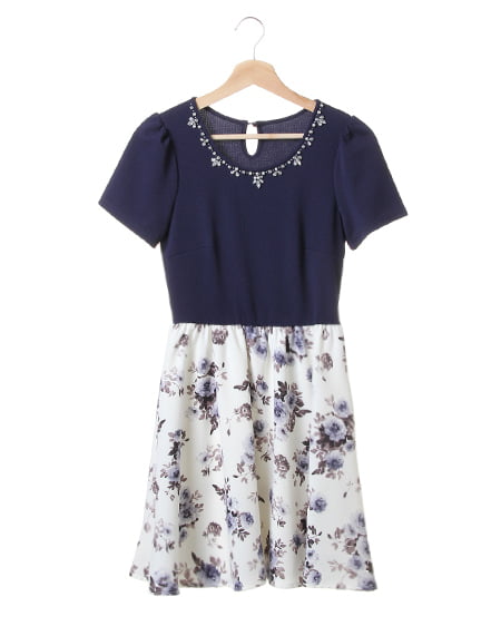 INGNI(イング) 花柄スカート／ワンピース ｺﾝ/ｵﾌﾎﾜｲﾄ