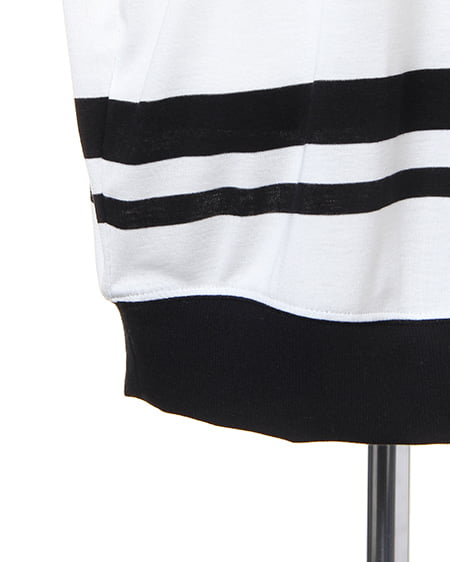 INGNI（イング） フライスイレギュラーボーダー／ドルマン 7分袖 ｸﾛ/ｵﾌﾎﾜｲﾄ