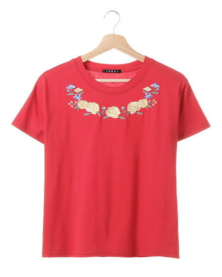 花柄刺しゅうクルーネック／Tシャツ／A