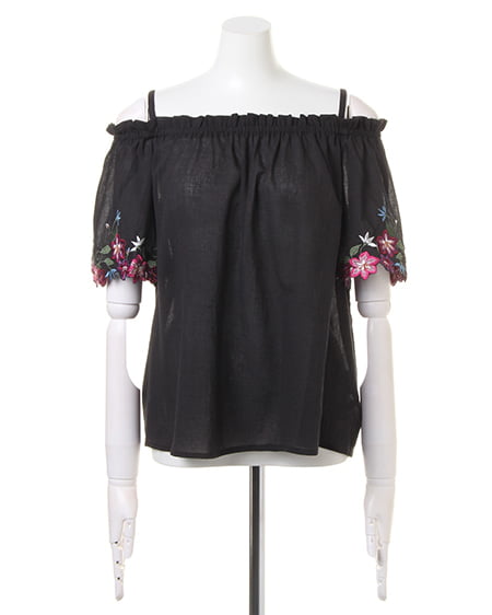 INGNI（イング） カットワーク刺繍オフショル／TOPS ｸﾛ