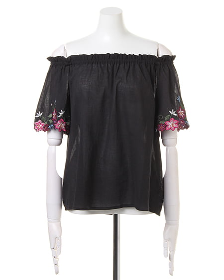 INGNI（イング） カットワーク刺繍オフショル／TOPS ｸﾛ