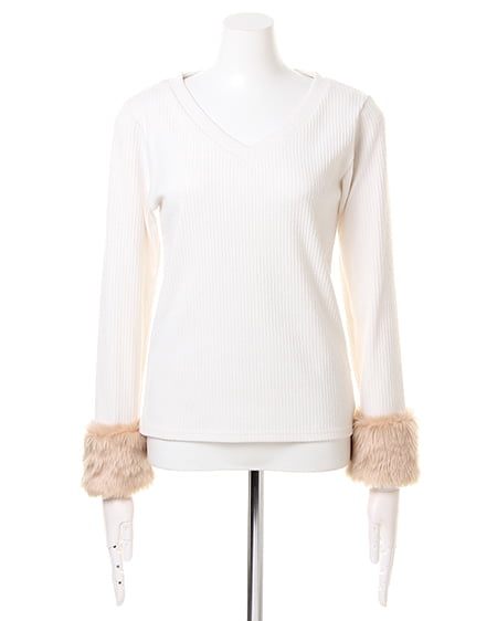 INGNI(イング) 袖ファーVネック/TOPS オフホワイト