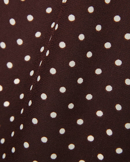 INGNI（イング） ドット柄シャーリングハイネック／TOPS ﾌﾞﾗｳﾝ