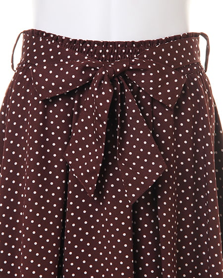 INGNI（イング） サッシュ付ドット柄シャーリングミディ／スカート ﾌﾞﾗｳﾝ/ｵﾌﾎﾜｲﾄ