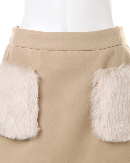 INGNI（イング） ファーポケ付フェイクウール台形／スカート ﾍﾞｰｼﾞｭ