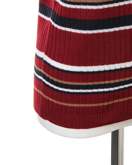 INGNI（イング） マルチボーダーリブVネック ﾎﾞﾙﾄﾞｰ