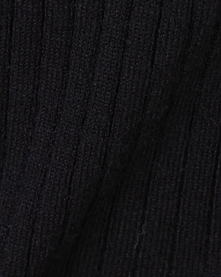 INGNI（イング） 袖ファーオフショルリブニット ｸﾛ