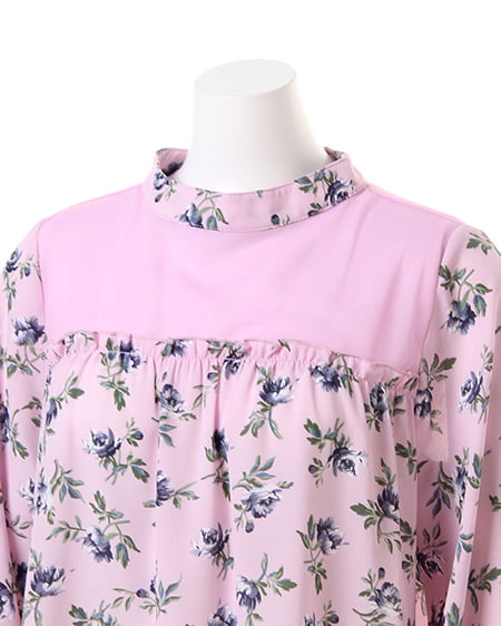 INGNI（イング） ヨークシアー花柄ハイネックトップス ﾗﾍﾞﾝﾀﾞｰ