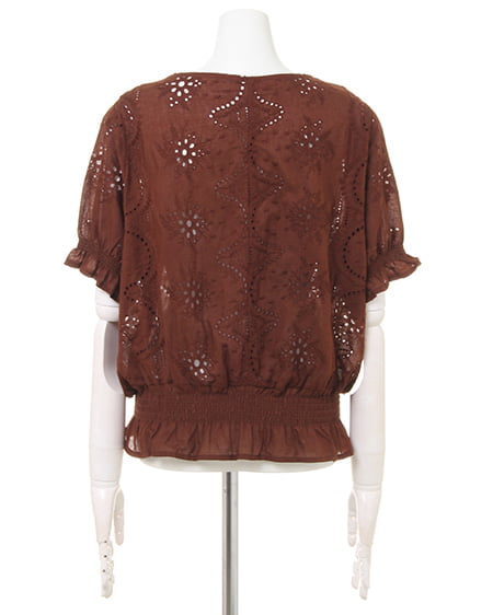 INGNI（イング） パンチングレーストップス ﾌﾞﾗｳﾝ/A