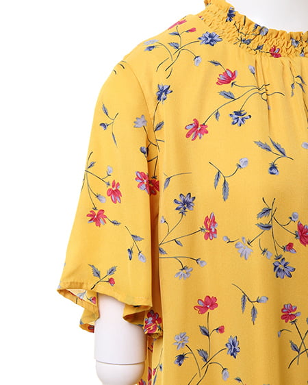 INGNI（イング） 花柄フレア袖／ハイネックトップス ｲｴﾛｰ