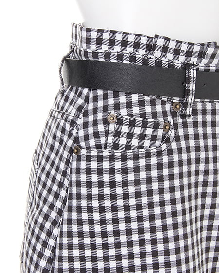 INGNI（イング） ベルト付きギンガム台形スカート ｸﾛ/ｵﾌﾎﾜｲﾄ