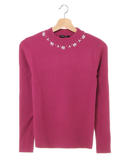 ビジューハイネックニット