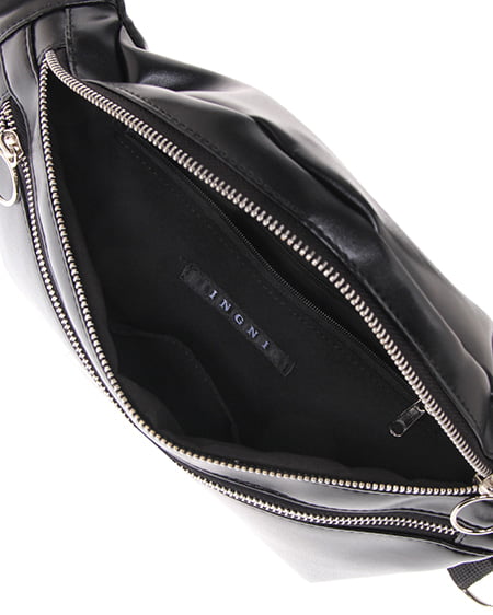 INGNI（イング） ボディーバッグ ｸﾛ/A