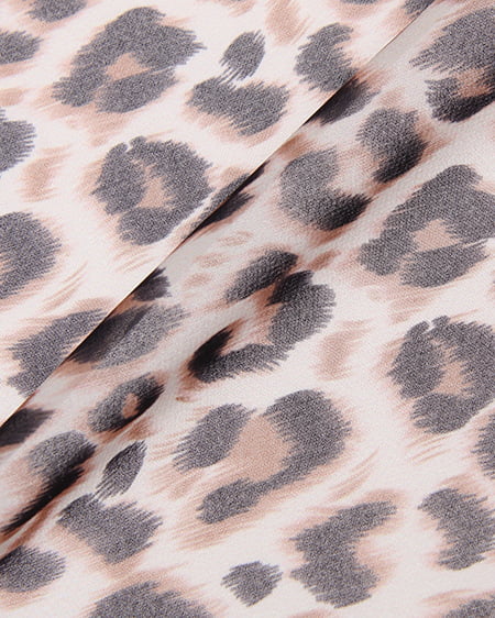 INGNI（イング） ヒョウ柄スカーフ／B ｵﾌﾎﾜｲﾄ