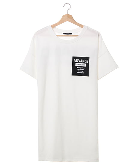 バックロゴチュニック／Tシャツ