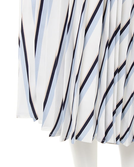 INGNI（イング） ストライププリーツ／スカート ｵﾌﾎﾜｲﾄ/ｻｯｸｽ